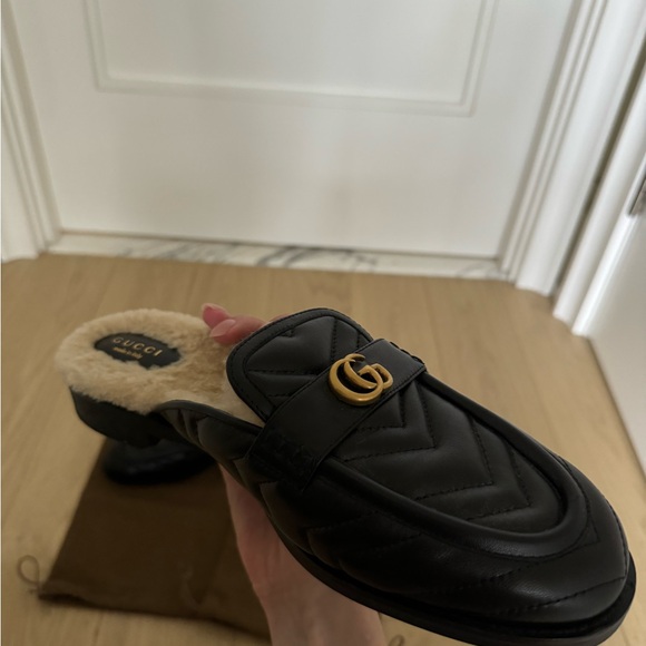 Gucci Marmont Leather Shearling Slides size 41 - Picture 7 of 7